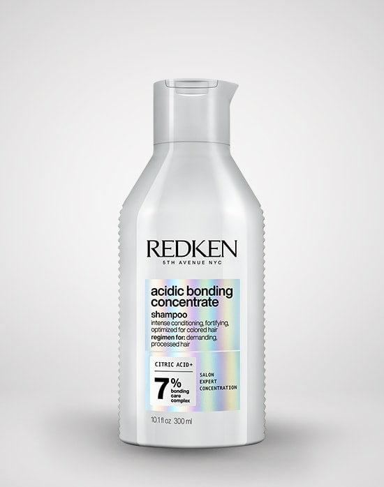 Acidic bonding concentrate shampoing